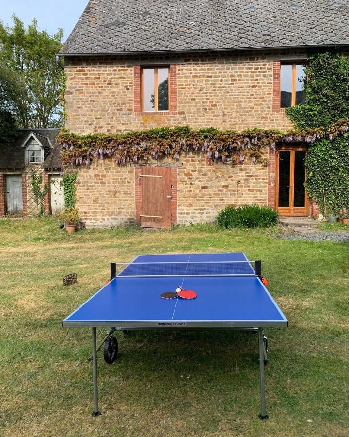 Les Rouges Terres Gites - La Vieille Grange Saint-Amand  Esterno foto